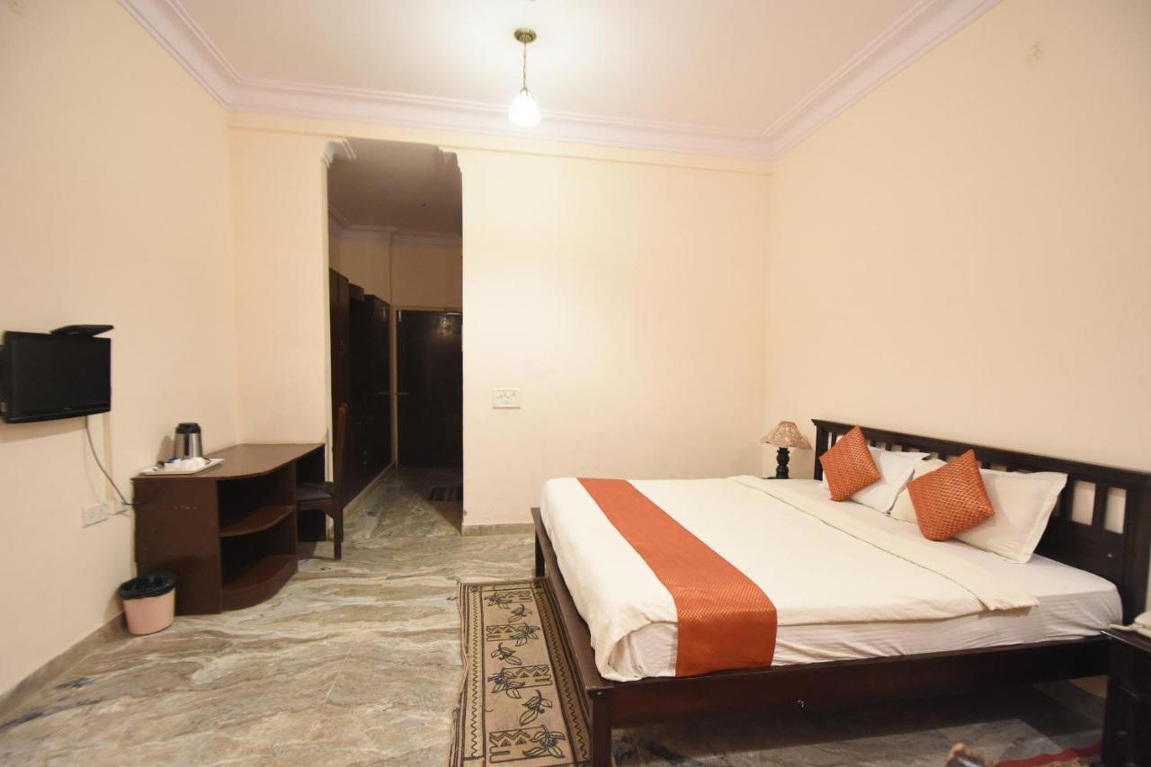 Satyam Palace Resort Пушкар Экстерьер фото