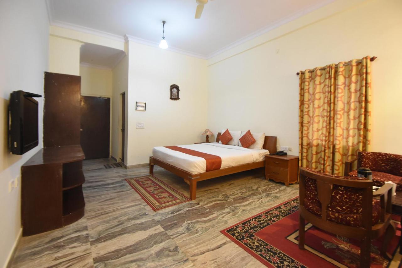 Satyam Palace Resort Пушкар Экстерьер фото