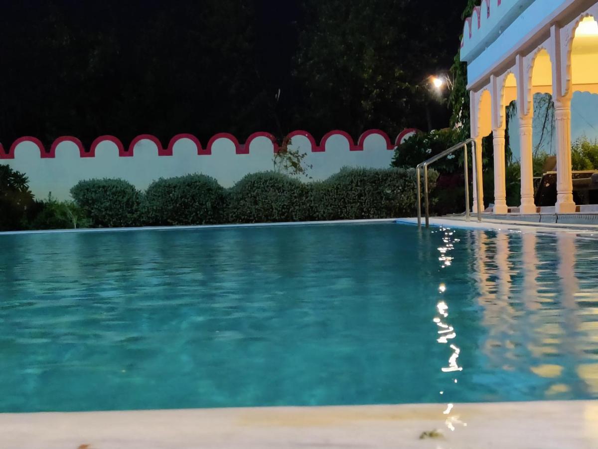 Satyam Palace Resort Пушкар Экстерьер фото