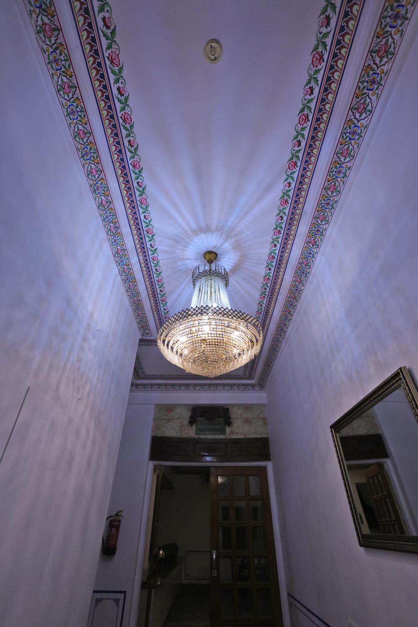 Satyam Palace Resort Пушкар Экстерьер фото