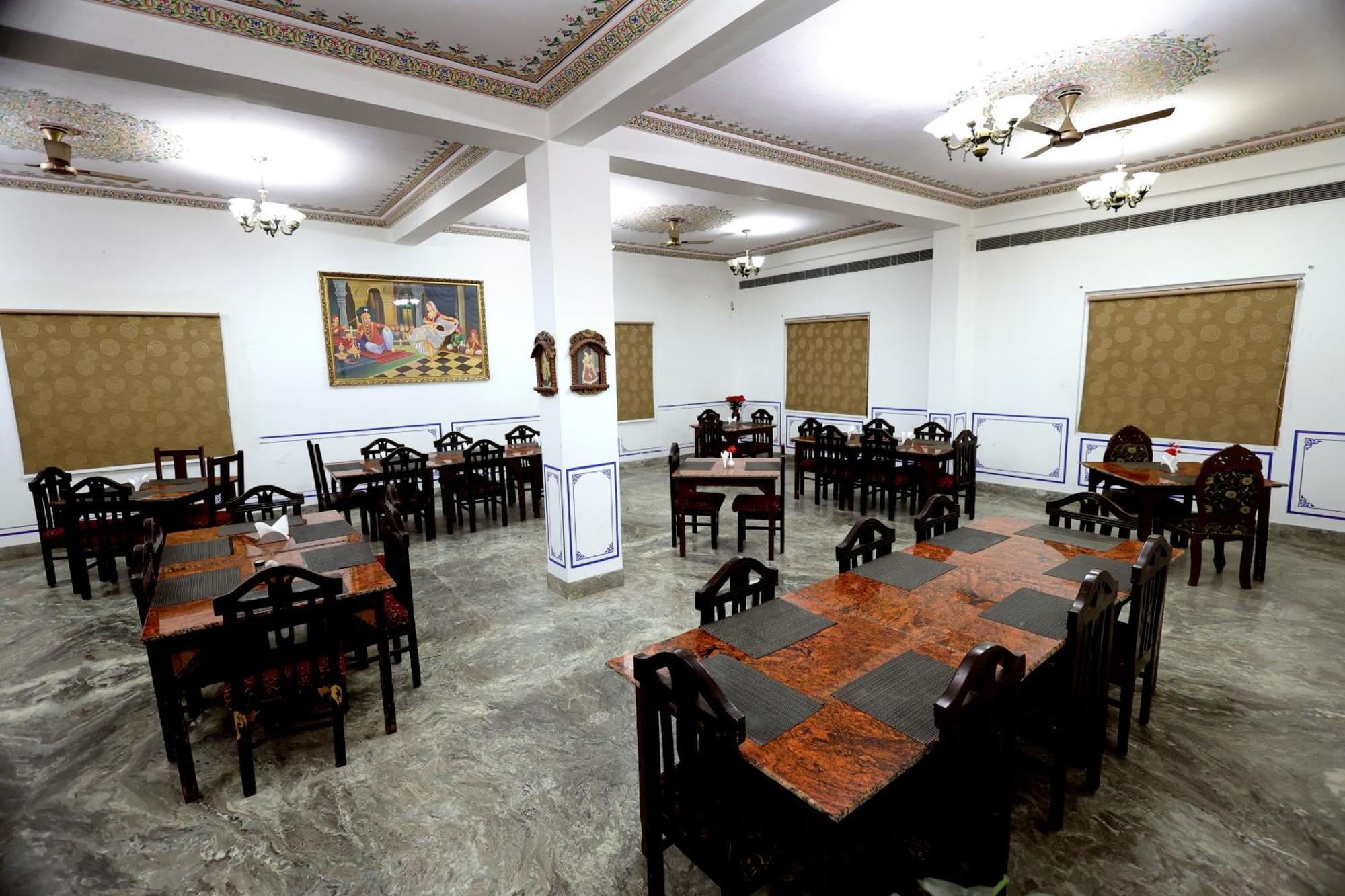 Satyam Palace Resort Пушкар Экстерьер фото