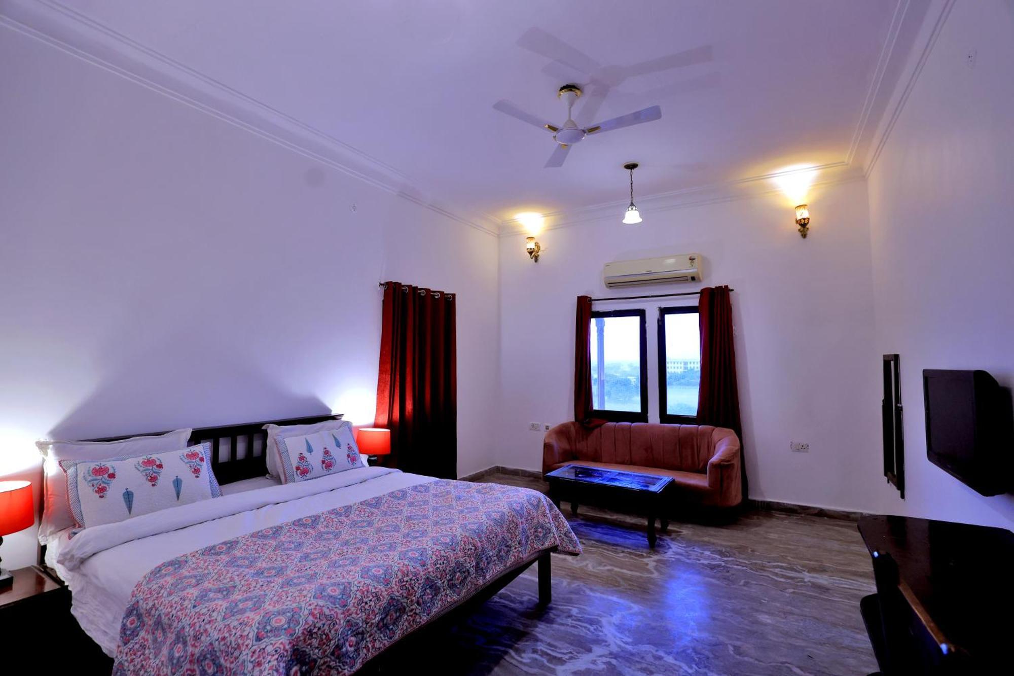 Satyam Palace Resort Пушкар Экстерьер фото