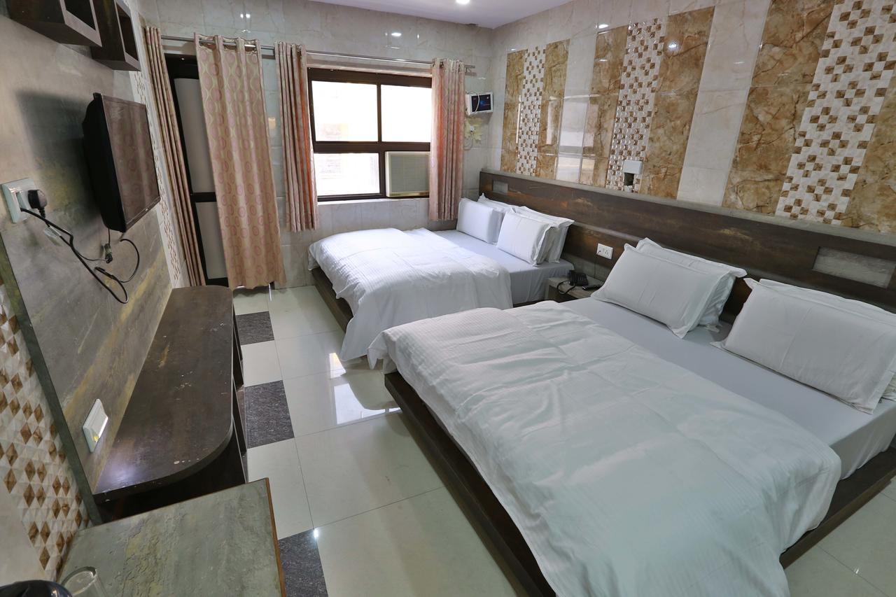 Satyam Palace Resort Пушкар Экстерьер фото